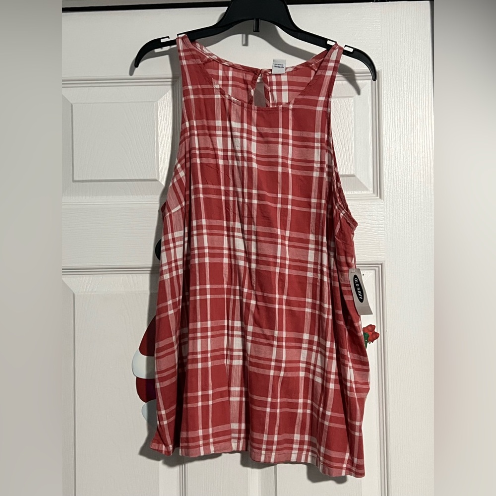 Women’s Plaid sleeveless top